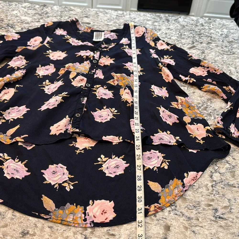 Free People Julia Floral Oversized High Low Blouse Navy Size XS NWOT